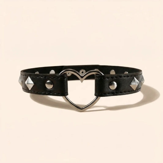 Black Heart - Collar Me Wild