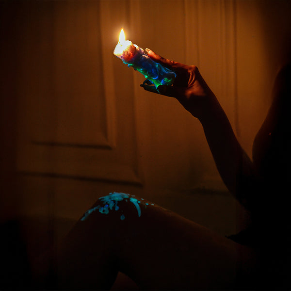 Neon Kiss - Glow Job